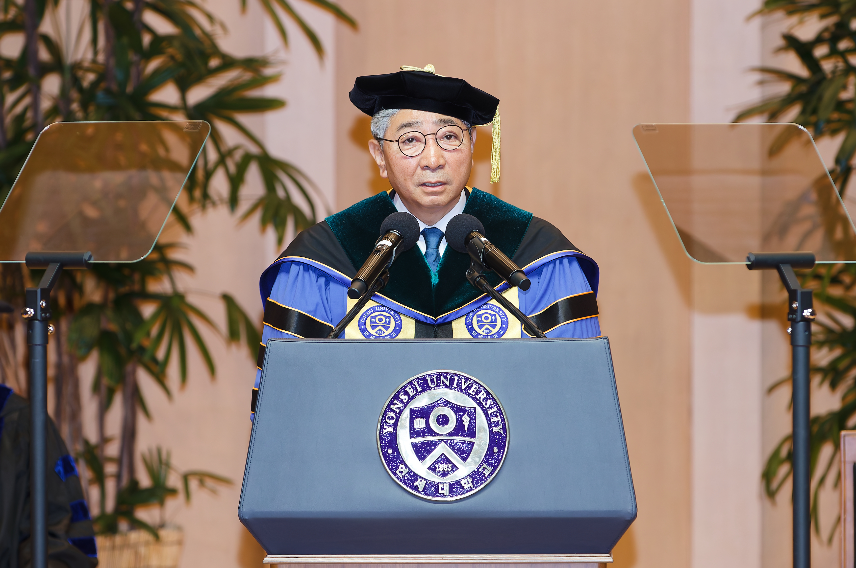 창립 140주년 창립기념식 총장님 사진
